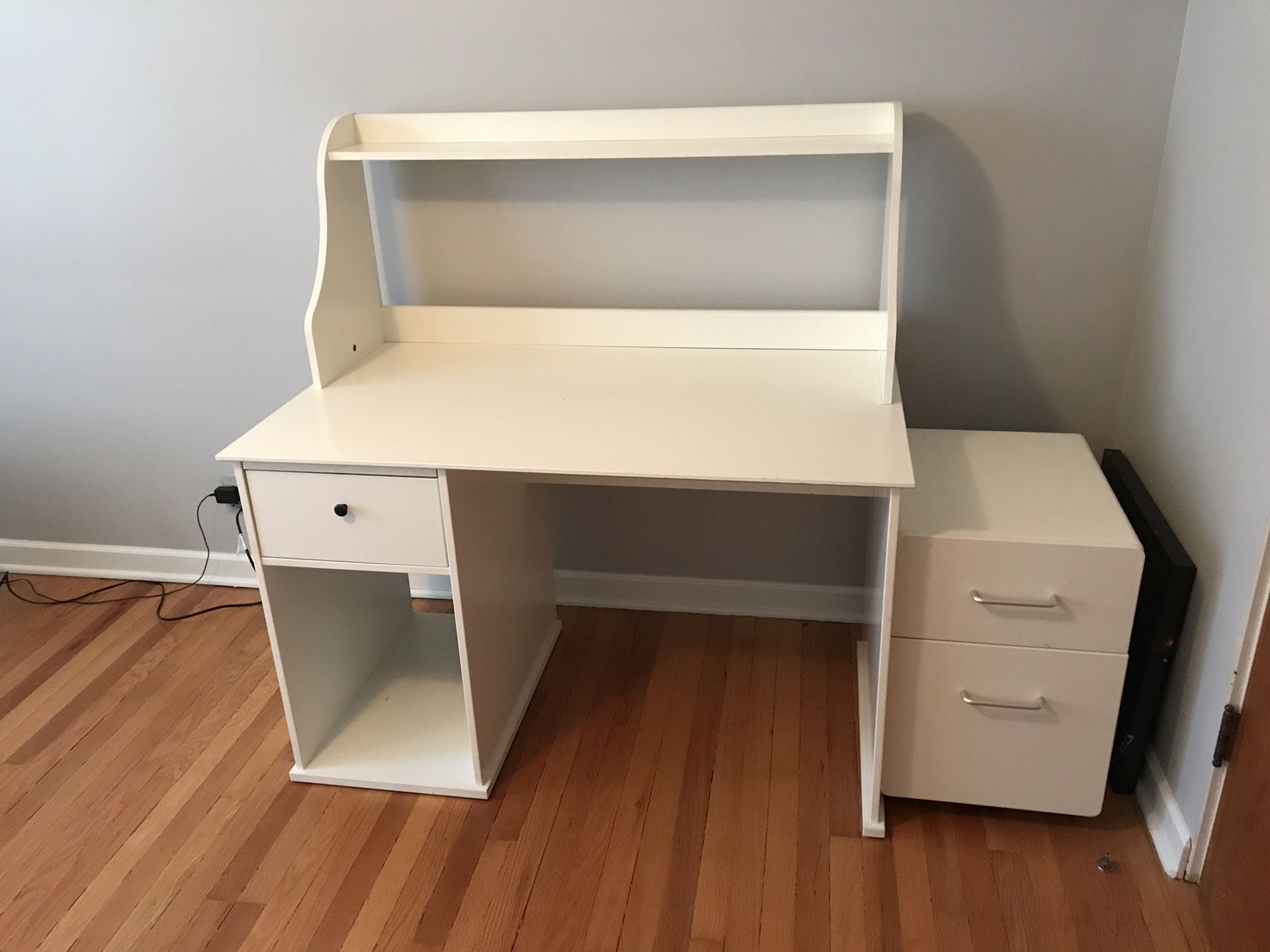 IKEA White desk