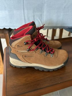 Columbia Women's Newton Ridge Plus Waterproof Boots