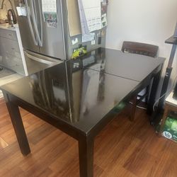 Dinning Table With Chairs