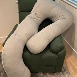 Momcozy Pregnancy Pillow 