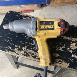DeWALT
