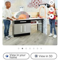 NEW IN BOX, LITTLE TIKES PIZZA RESTAURANT 