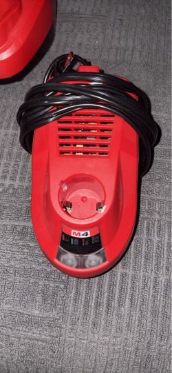 Milwaukee M4 Lithium-Ion Battery Charger (Model 48-59-2001)
