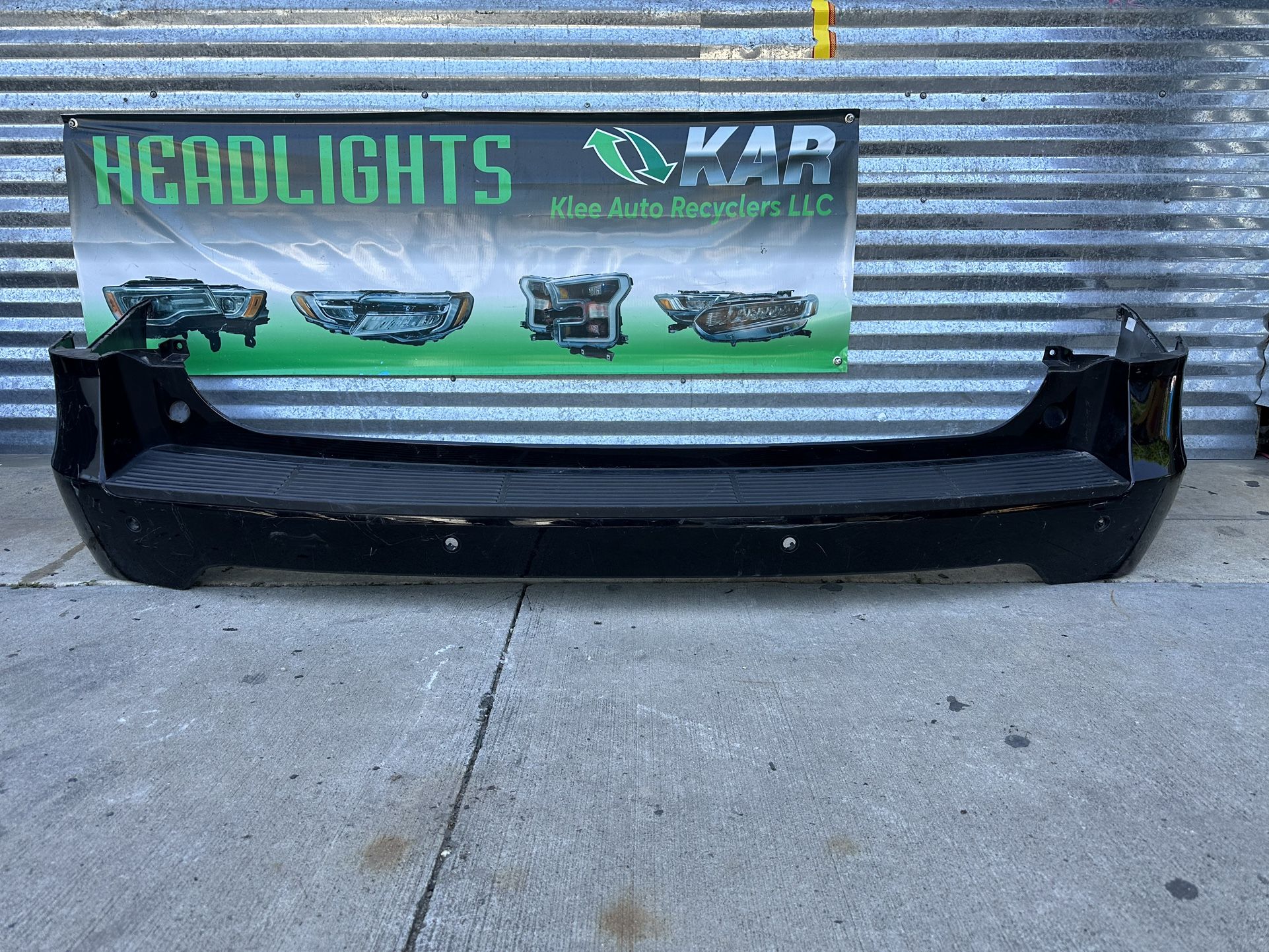 2018-2021 Ford Expedition Rear Bumper Oem