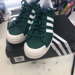 Adidas Tennis Shoes