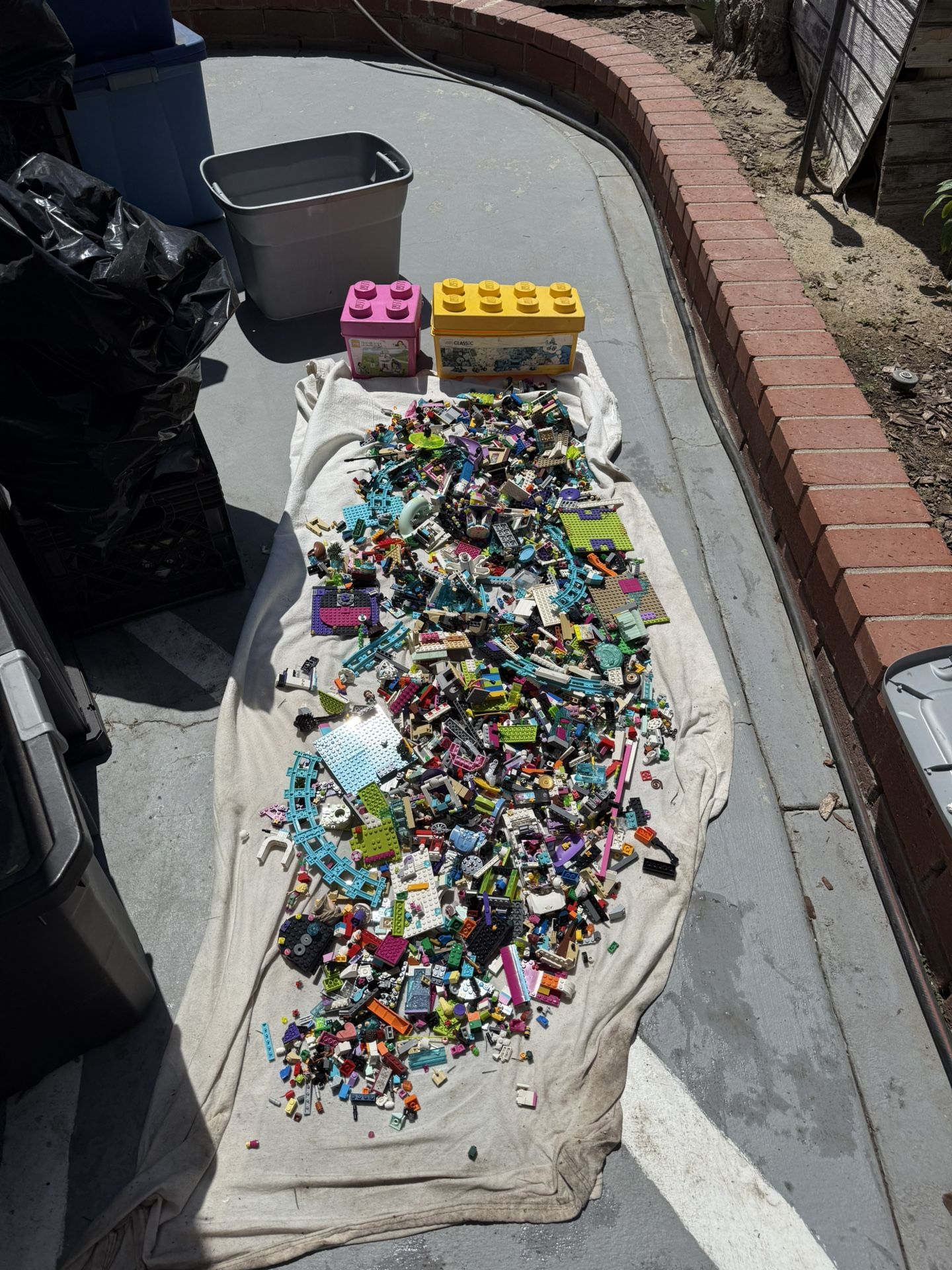 Lot Of Over 1000 1k Legos Pieces Classic Storage Containers Limited