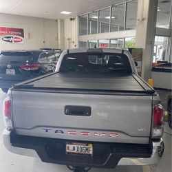 Real Truck RetraxPRO XR Tonneau Cover for 3rd Gen Toyota Tacoma Short Bed