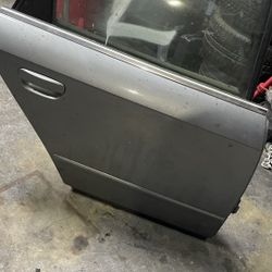 2005-2008 audi A4 rear right door assembly