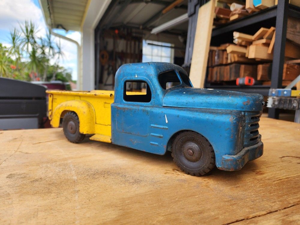 vintage 1958 Structo Pickup Truck toy