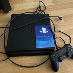 PS4 and Controller