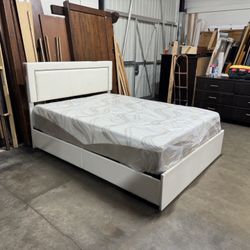 Queen Bed $299
