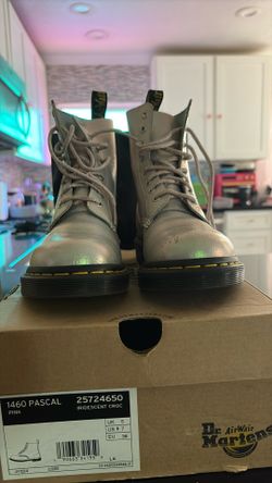 Dr. Martens