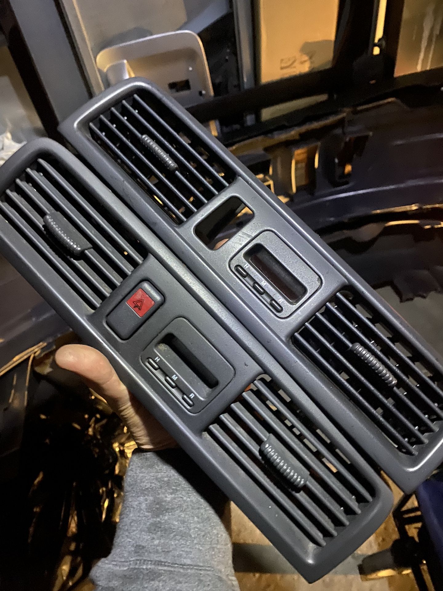 Crv Center Clock 97-01