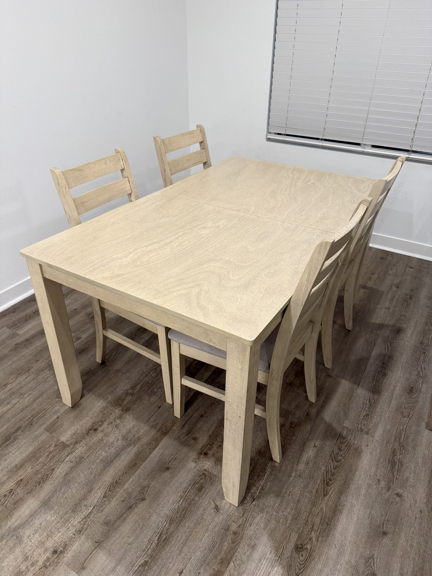 Dining Table + 6 Chairs