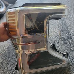 Ford 2020 F350 Headlights  Led ,And Blind Spot Monitor