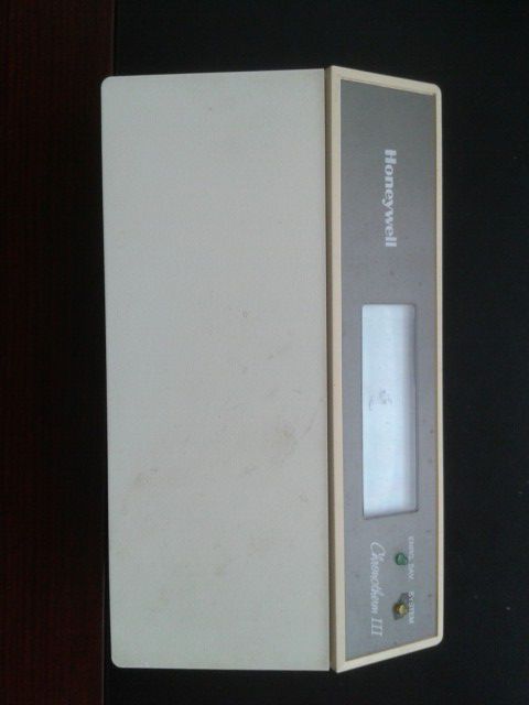 HONEYWELL chromotherm III programmable thermostat
