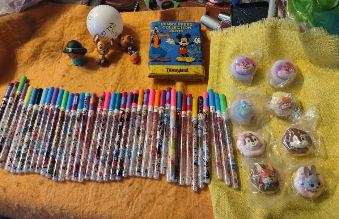 Disney Collection Collectibles Will Not Separate
