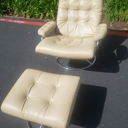 Vintage Mid Century Modern Ekornes Stressless Leather Recliner Chair Ottoman Large Cream Beige