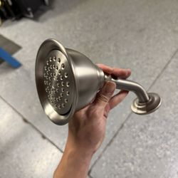 New Moen Banbury Shower Head