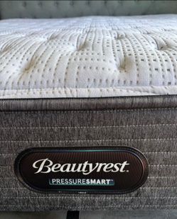 King size Beautyrest Pressuresmart Plush Mattress