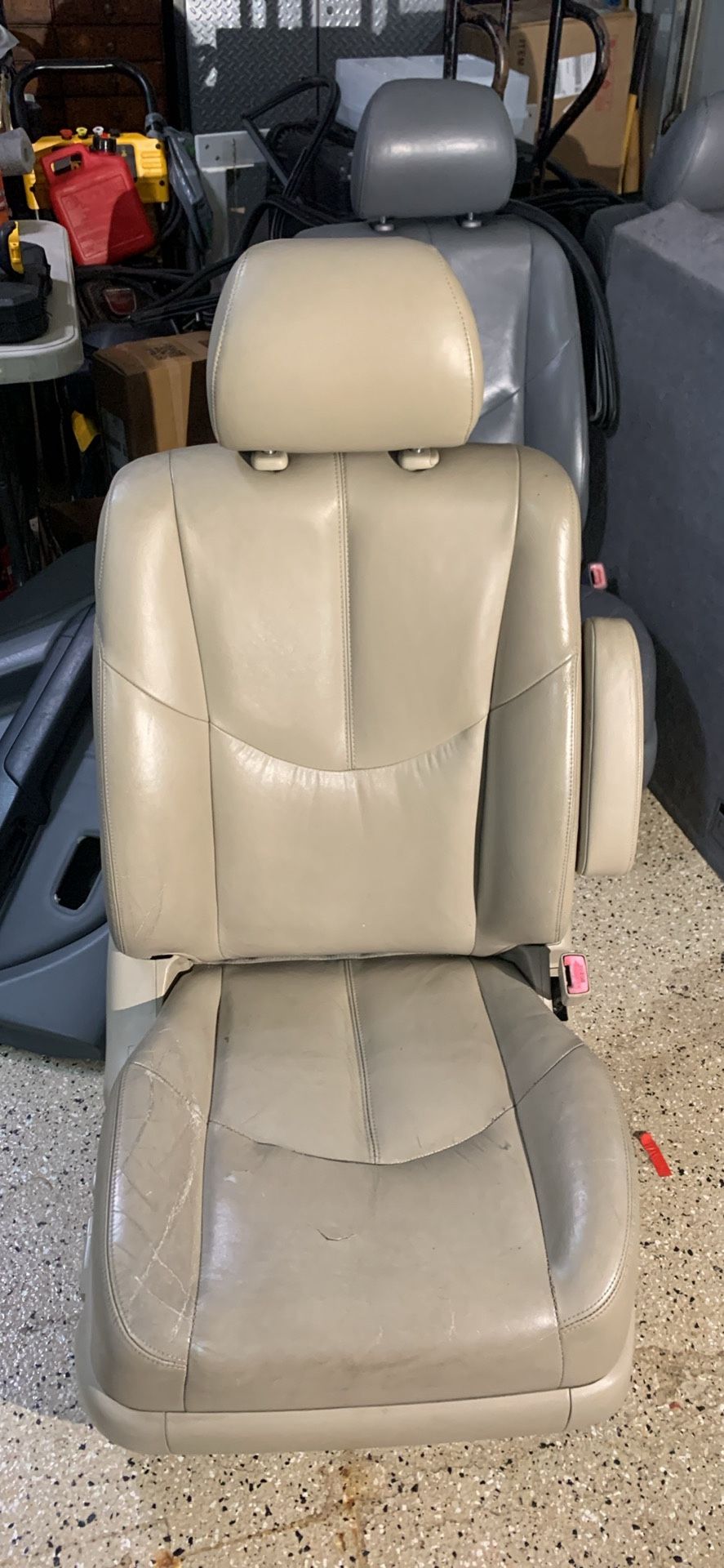Front Passenger Seat for Lexus RX300