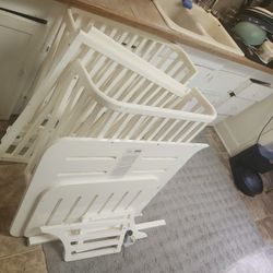 Baby Crib/Bassinet Argington Brand 