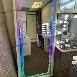 Tenemos Espejos Y Vanities Con Bluetooth  - Nuevos En Caja - New Full Body Mirror And Vanity’s With Bluetooth Speakers- Pick Up Or Delivery Available
