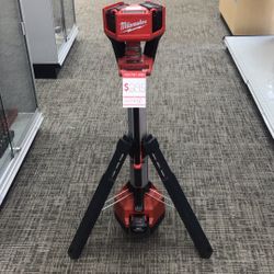 Milwaukee Shop Light