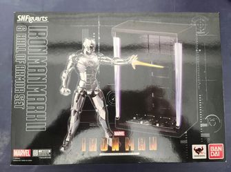 Bandai S.H.Figuarts Iron Man Mark II 2 & Hall of Armor  Set