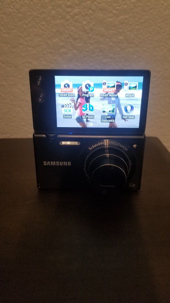Samsung MV800 Camera