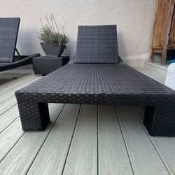 Island Club 2 Piece Outdoor Wicker Chaise Lounge