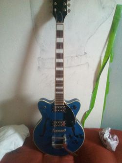 Gretsch streamliner