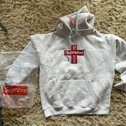 Supreme Hoodie 