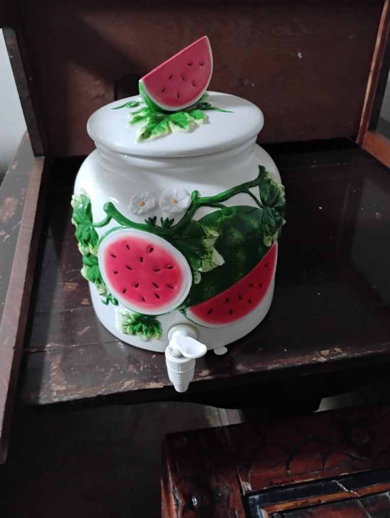 Juice Dispenser