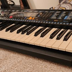 YAMAHA KEYBOARD