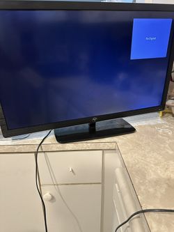 Westinghouse 32” Flat Screen Tv