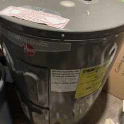 28 Gallon Water Heater 