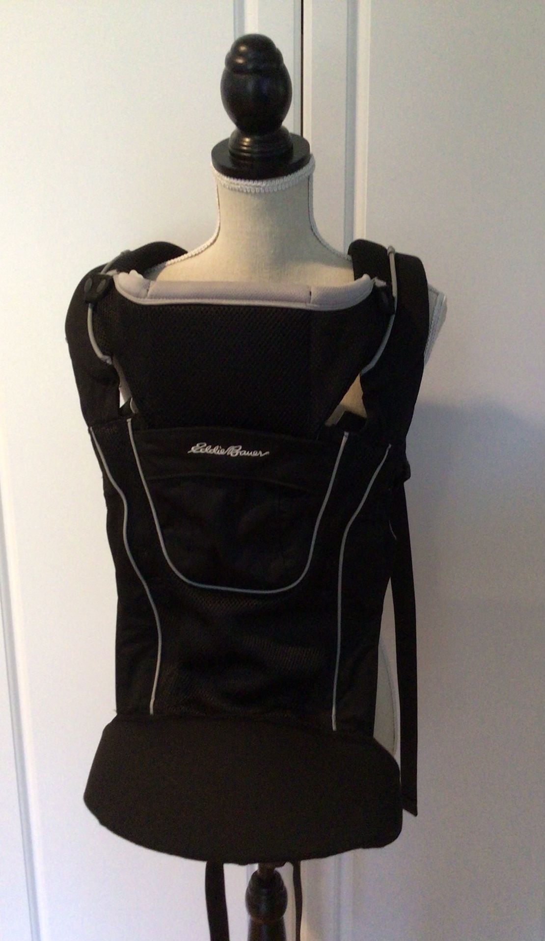 Eddie Bauer baby carrier
