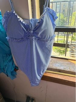 Ladies swimsuit