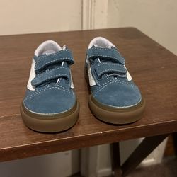 Van Toddler Size 5c 