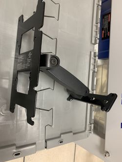 5 Tv/Monitor Wall Mounts