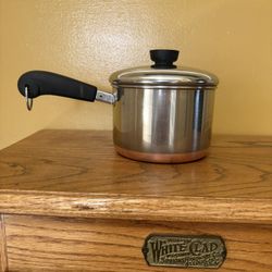 Vintage 2Qt Revere Ware Copper Bottom Saucepan With Lid.    P