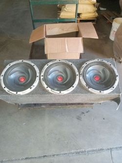 Kenwood Triple Subwoofer Speaker Box