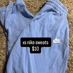 nike sweats 