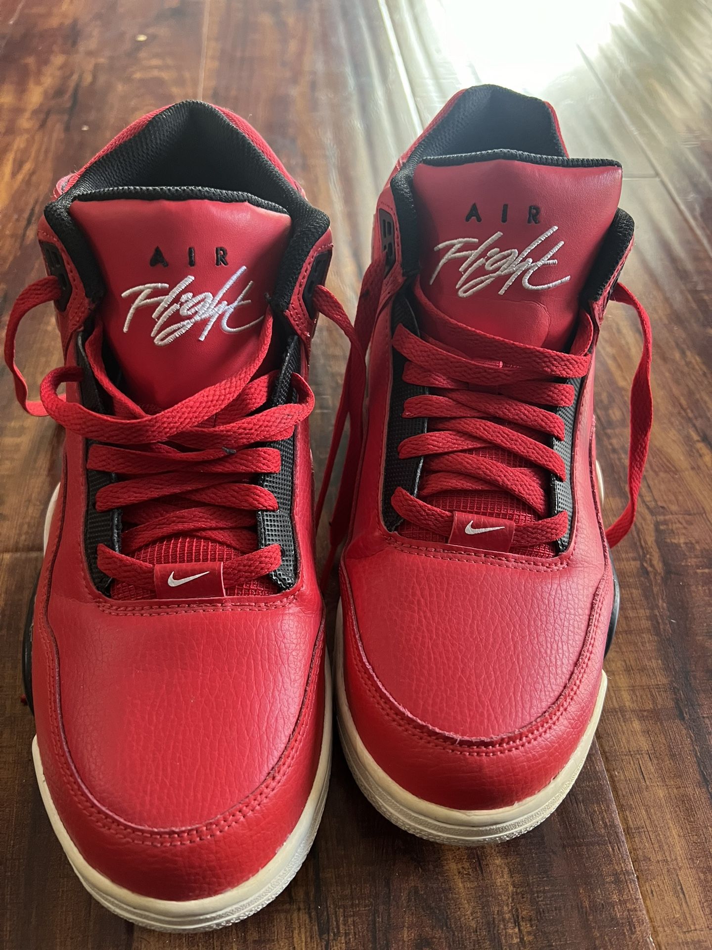 Nike Flight Legacy Size 8.5