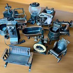 Vintage Holly Hobbie Die-cast Metal Miniature Collectibles