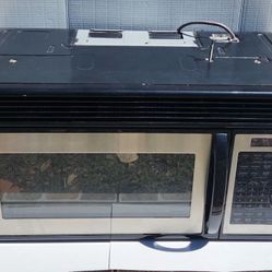 GE Profile Spacemaker XL Microwave Oven
