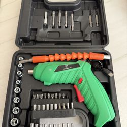 Cordless Electric Screwdriver Kit