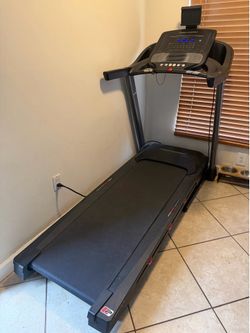 Pro Form Treadmill Premier 700
