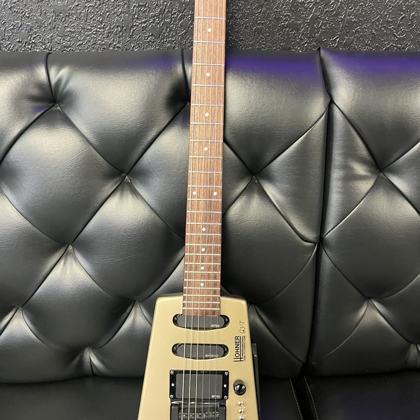 Guitar Hohner G3T with Steinberger Tremelo
